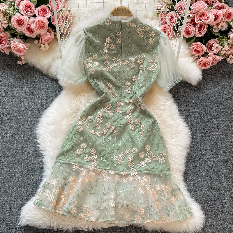 Temperament gentle embroidery lace stand collar bubble sleeve dress 3323