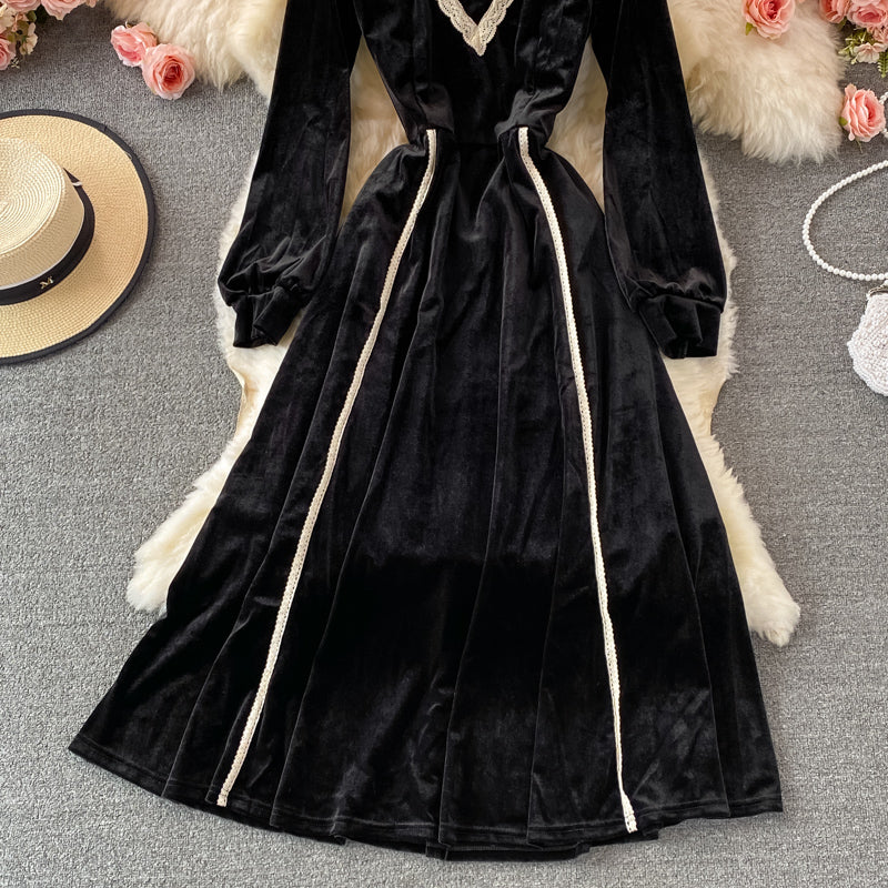 Schmale Taille mit weitem Samtkleid mit weitem Stehkragen 3106