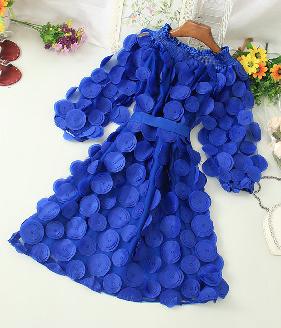 Uniquely designed three-dimensional flower puff sleeve dress 1199