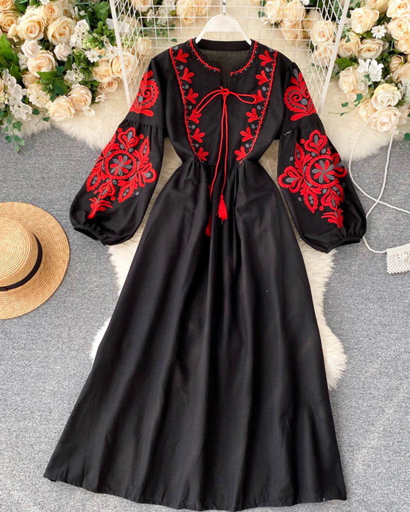Loose embroidered dress long sleeve dress 1015