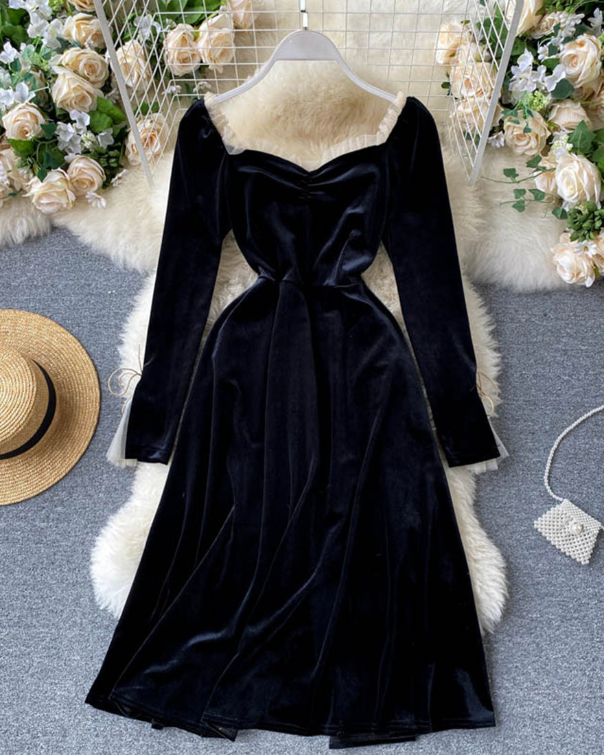 Black velvet long sleeve dress 1045