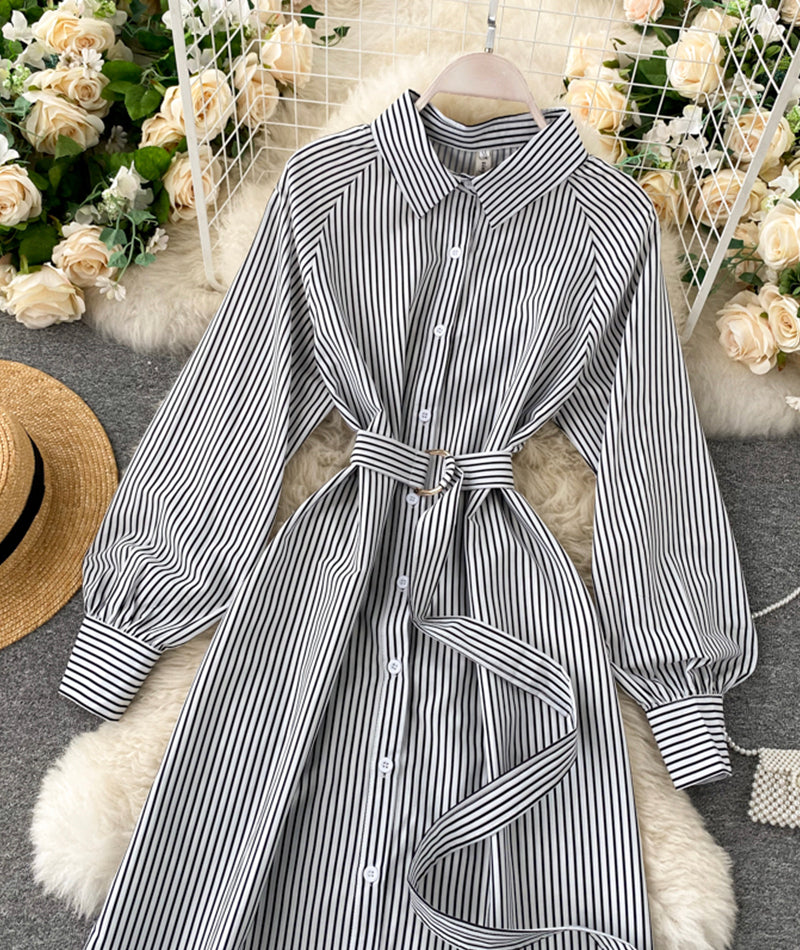Simple black and white striped long sleeve dress 954