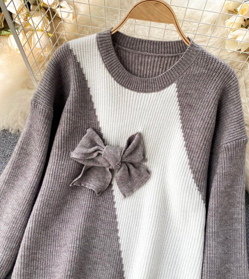 Süßes Strickpulloverkleid mit Schleife 056