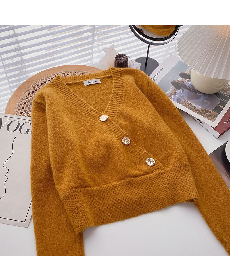 Long sleeved knitted sweater is thin and fashionable 6079