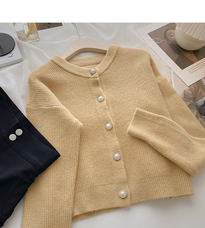 Pull vintage en maille à col rond et boutonnage simple 6174