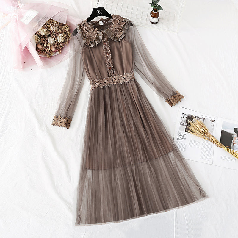 Trägerkleid aus Spitze mit Blumenmuster 4370