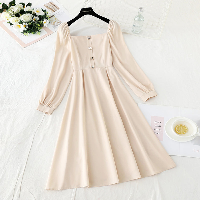 Sweet square collar covering meat, showing thin and gentle wind skirt 3930