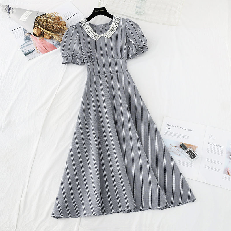 Robe française slim à taille fine avec col de poupée en perles et style déesse 4200