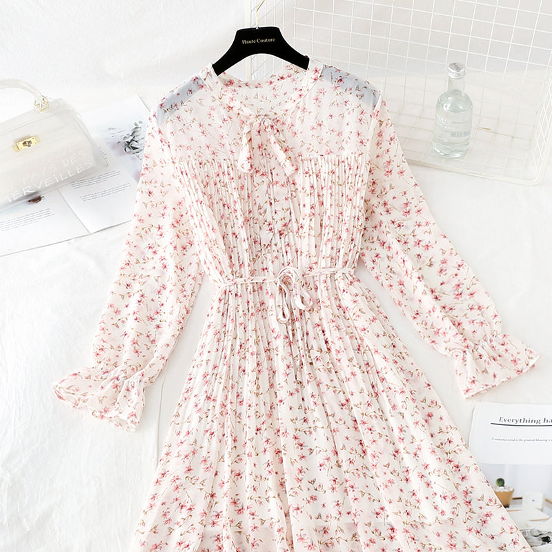 The new French Vintage Floral Chiffon Skirt is slim at the waist 4841