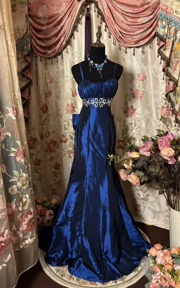 Robe sirène en satin bleu royal brodée : motif de fils argentés épais, grand nœud au dos, robe de soirée de banquet gh6586