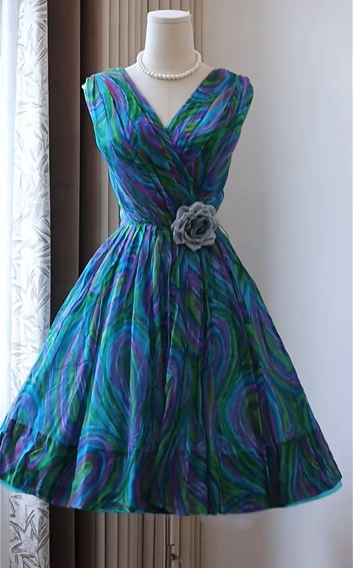 Vintage V Neck Sleeveless Homecoming Dress Wrap Bodice Swirl Print Full Skirt Cocktail Gown gh9397