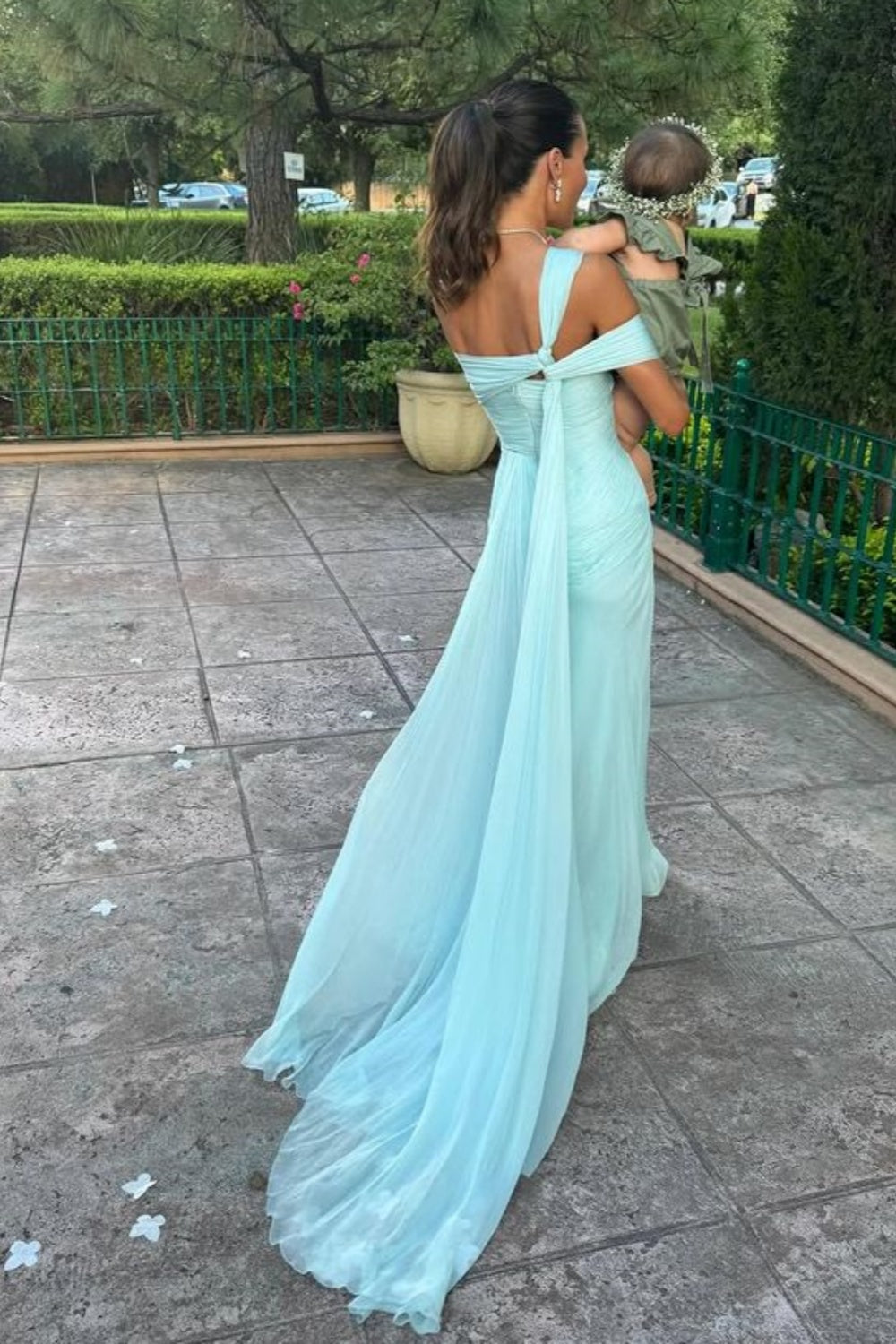Girlhomeshops - Robe de demoiselle d'honneur longue en mousseline de soie, élégante et bleue, pour soirée de mariage, gh5948