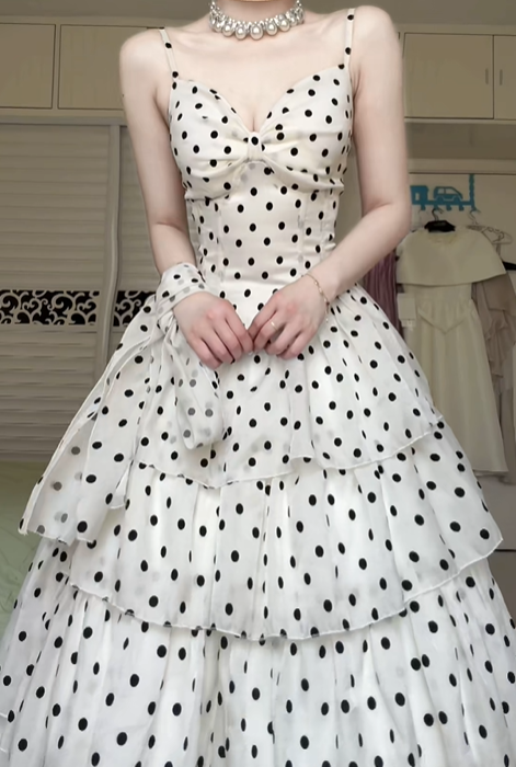 White‑Base Black Polka‑Dot Spaghetti Strap Long Evening Gown, Bow V‑Neck Tiered Cake Skirt Formal Prom Dress gh9026