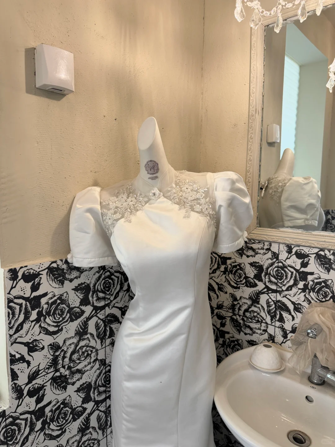 White Puff Sleeve Waist-Cinched Figure-Flattering Bodycon Sexy Long Romantic Dress, Wedding Gown gh7776
