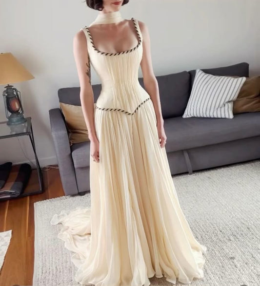 Elfenbeinweißes, elegantes, quadratisches, rundes Halsausschnitt-Kleid der griechischen Göttin mit langem, bodenlangem Tüll-Schleppballkleid, Abendkleid, Partykleid, gh3674