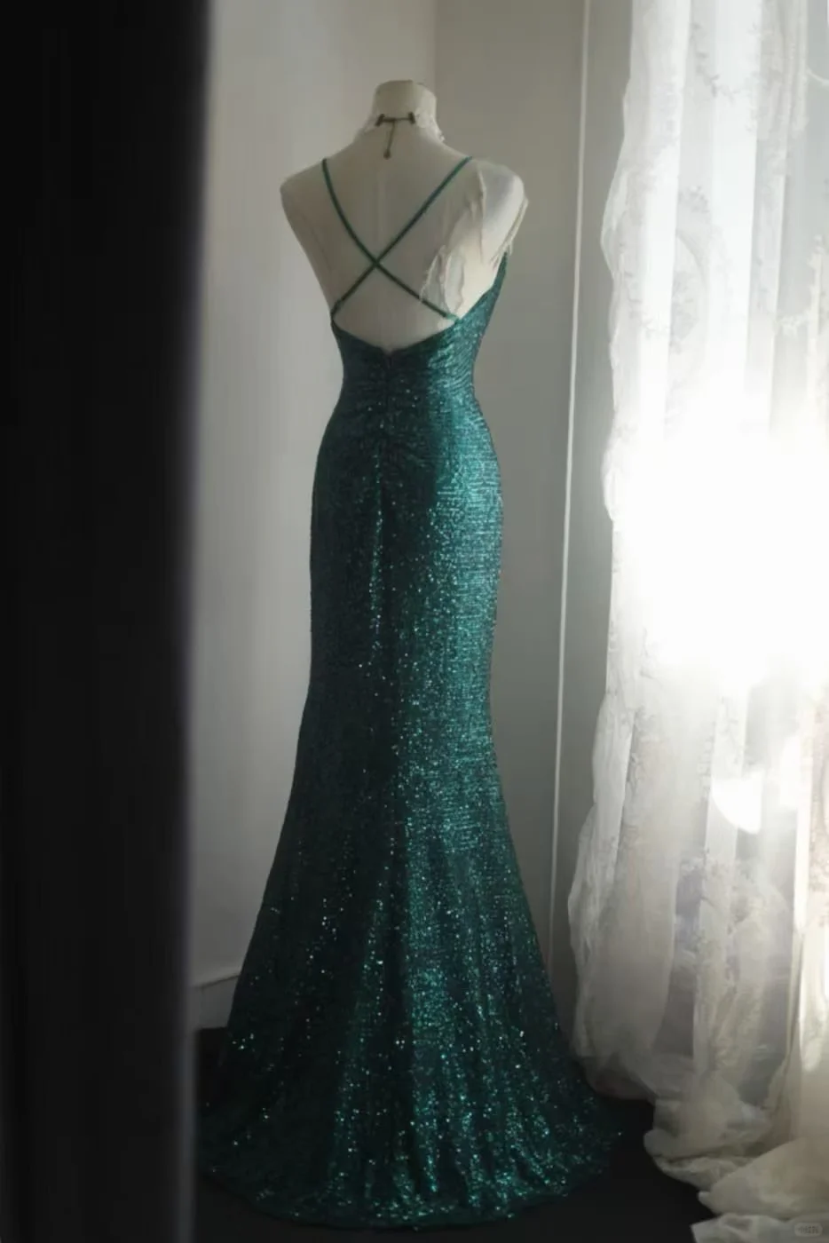 Emerald Green Spaghetti Strap Sequin Mermaid Evening Gown, Square Neck Side Ruched Fitted Long Prom Dress gh9126