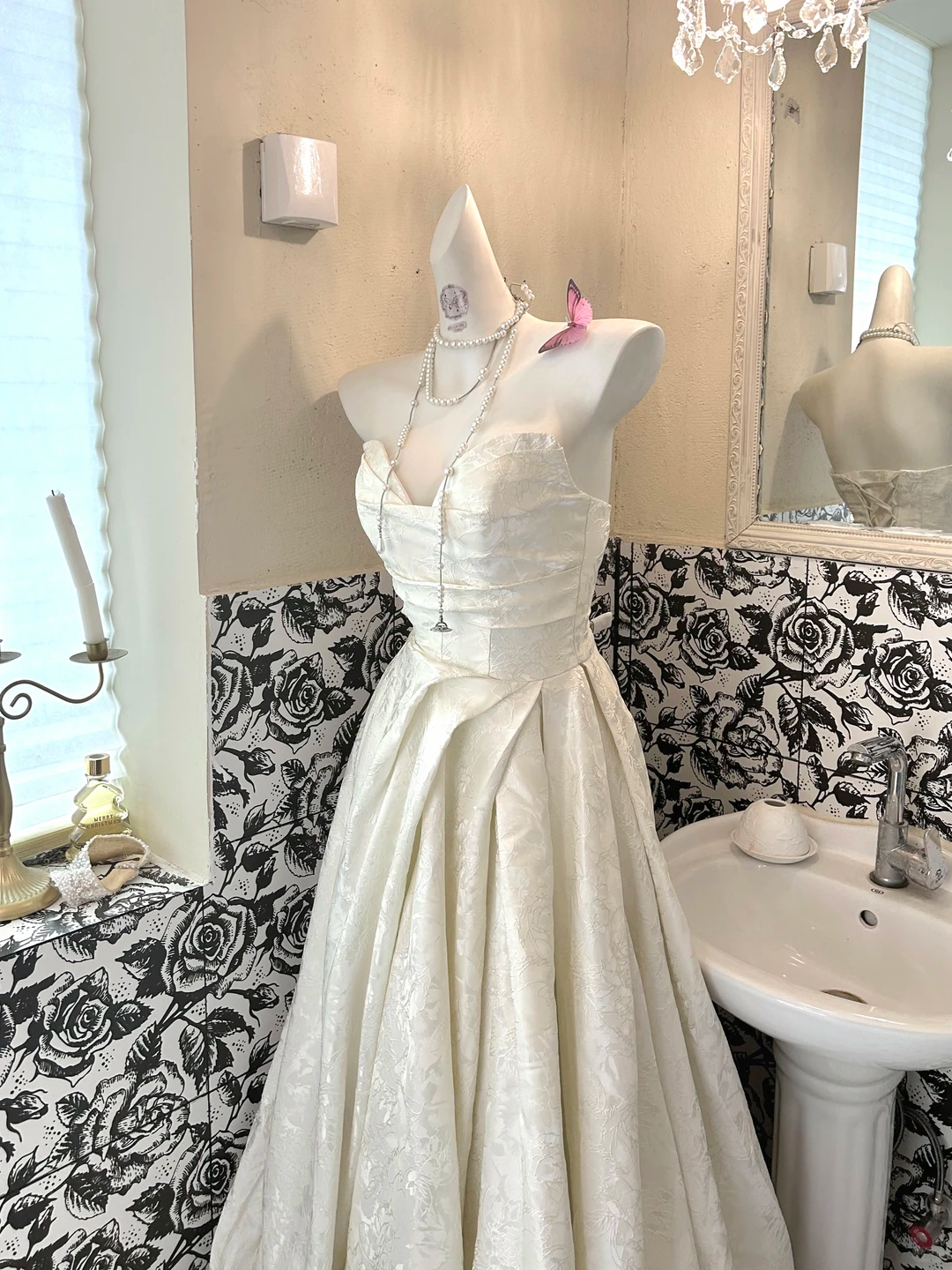 Ivory Strapless Waist-Cinched Full Flared Skirt Elegant Romantic Dress, Wedding Gown gh7632