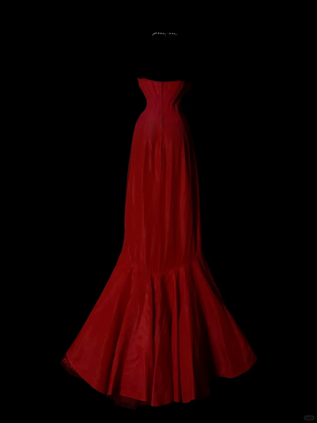 Red Vintage Mermaid Evening Gown, Strapless Sweetheart Neck With Twist Pleats, Fitted Waist, Floor‑Length Mermaid Skirt, Formal Prom Party Dress gh8891