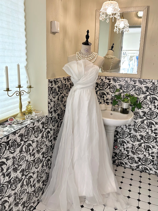 White Strapless Waist-Cinched Full Flared Long Romantic Dress, Wedding Gown gh7661