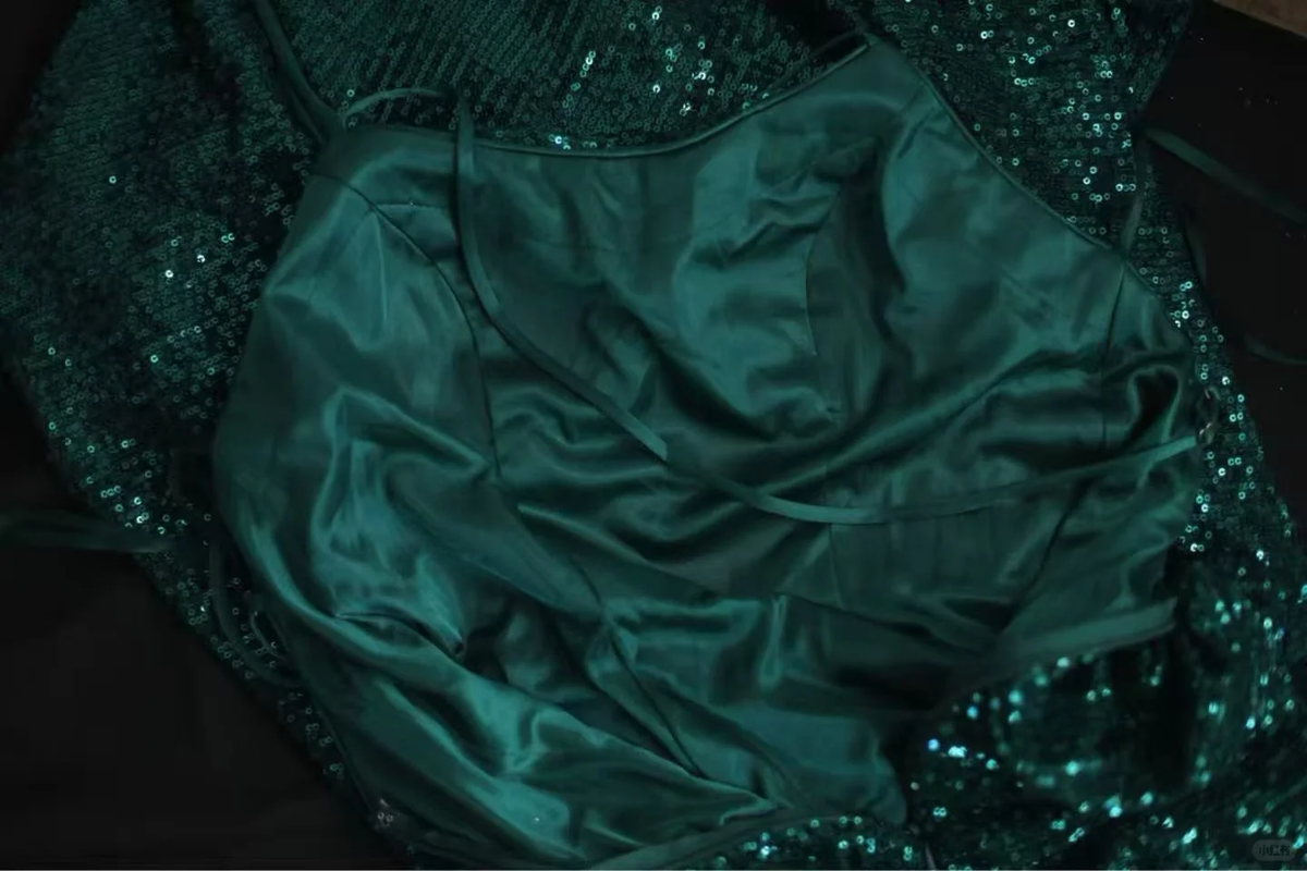 Emerald Green Spaghetti Strap Sequin Mermaid Evening Gown, Square Neck Side Ruched Fitted Long Prom Dress gh9126