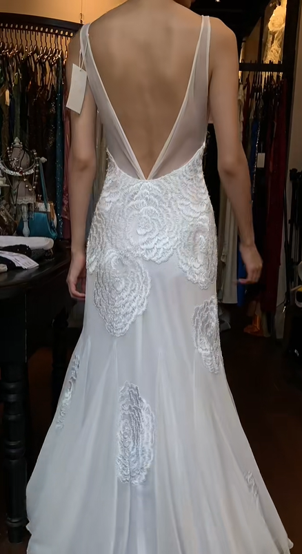Sleeveless V Neck White Chiffon Prom Dress 3D Floral Lace Beaded Formal Evening Gown gh9806