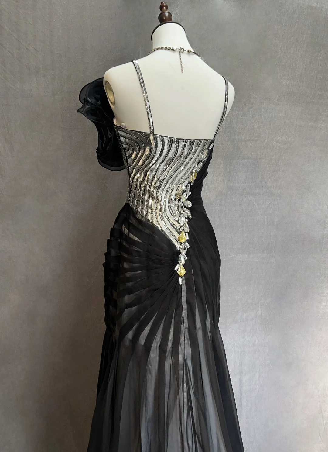 Square Neck Black Silver Mermaid Prom Dress Spaghetti Straps Rhinestone Beaded 3D Floral Formal Gown with Train gh9545