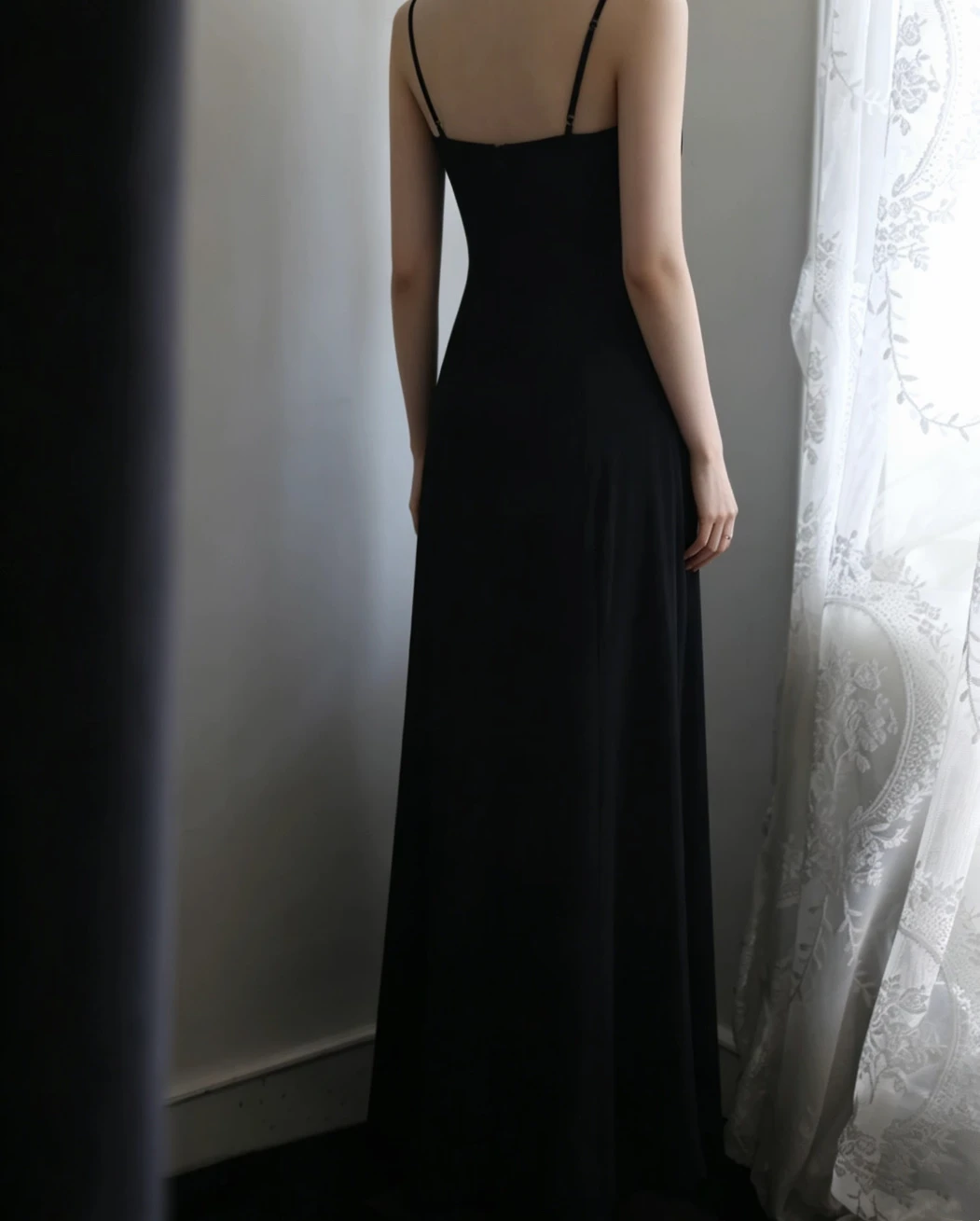 Black halter-neck fitted vintage ball gown, evening dress gh7126