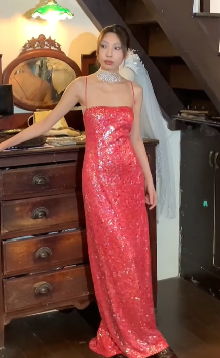 Bright Red Spaghetti Strap Square Neck All Over Sequin Sheath Long Evening Prom Dress gh9778