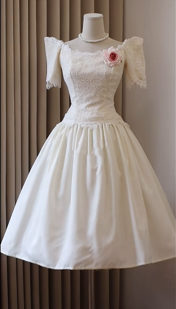 Ivory Square Neck Tea Length Bridal Gown Lace Flutter Sleeve Vintage A-Line Wedding Dress with 3D Flower gh9458
