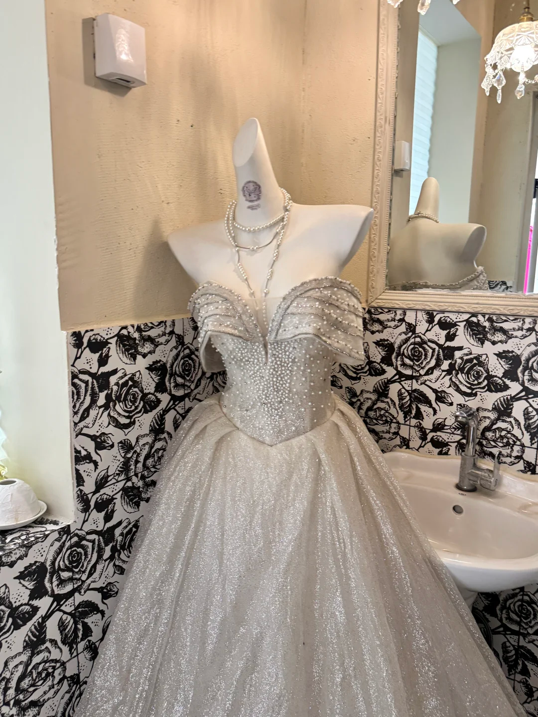 Ivory Strapless Beaded Waist-Cinched Full Flared Long Vintage Romantic Dress, Wedding Gown gh7562
