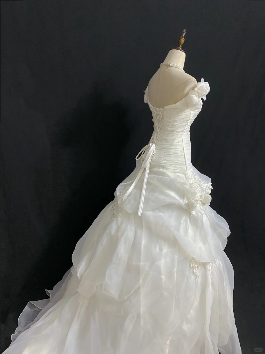 Off-White Off-the-Shoulder Long Romantic Gown with Fitted Slim Waist and Sexy Bodycon Mermaid Skirt, Wedding Dress & Bridal Gown gh8325