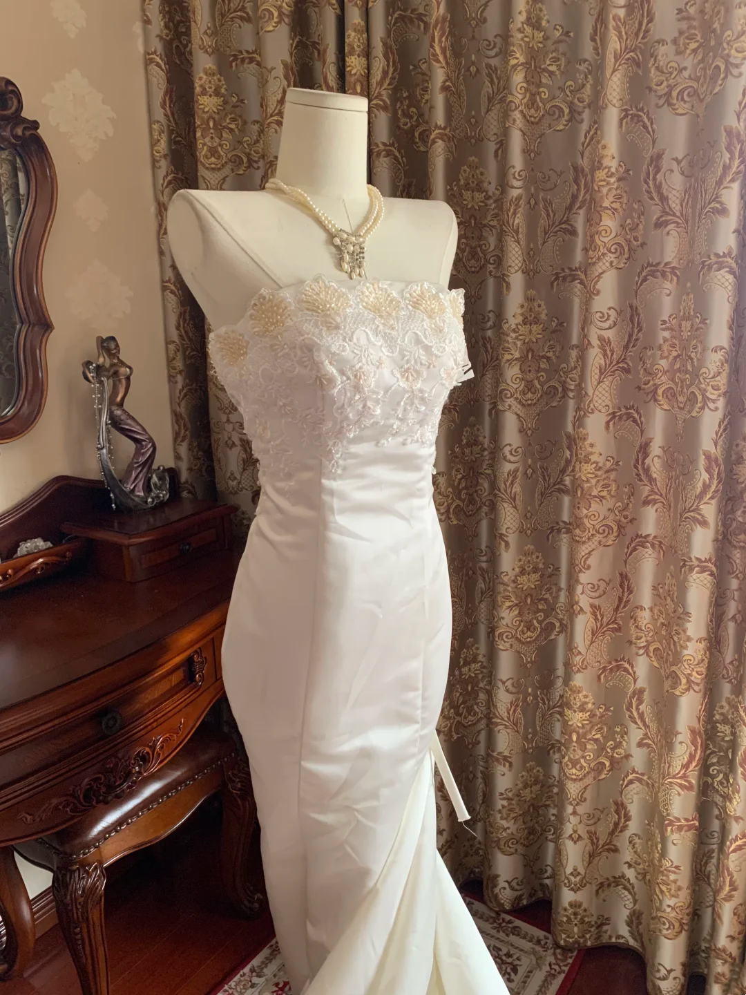 White Strapless Waist-Cinched Slim Mermaid Elegant Prom Dress, Graduation Gown, Wedding Dress gh7245