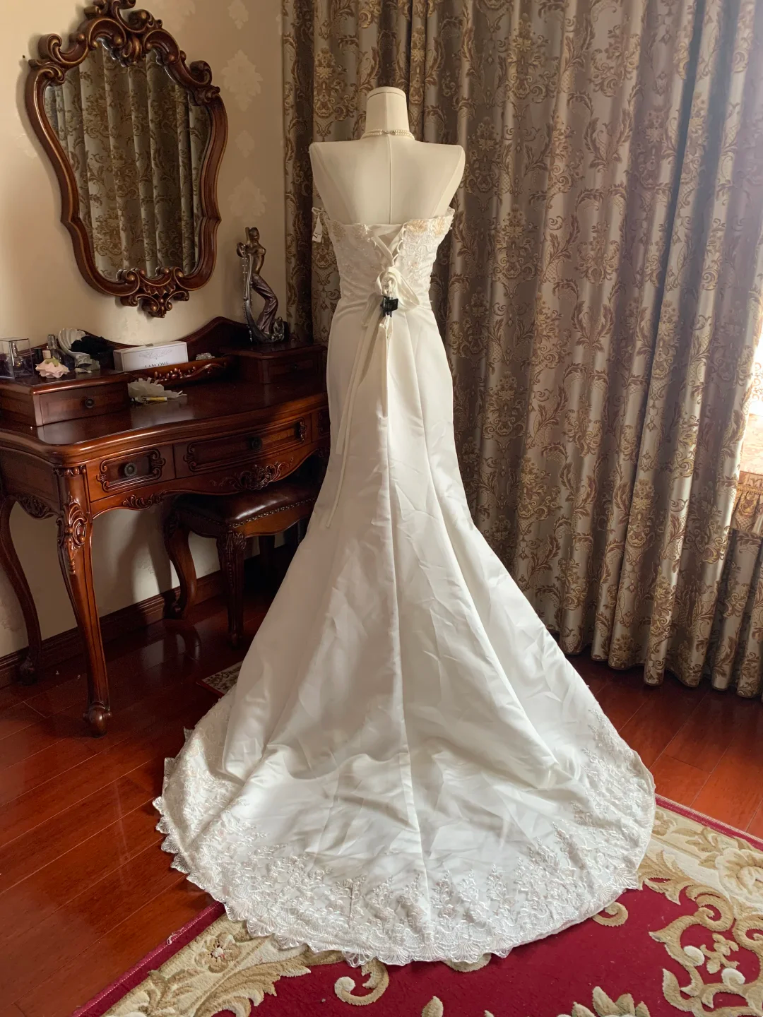 White Strapless Waist-Cinched Slim Mermaid Elegant Prom Dress, Graduation Gown, Wedding Dress gh7245