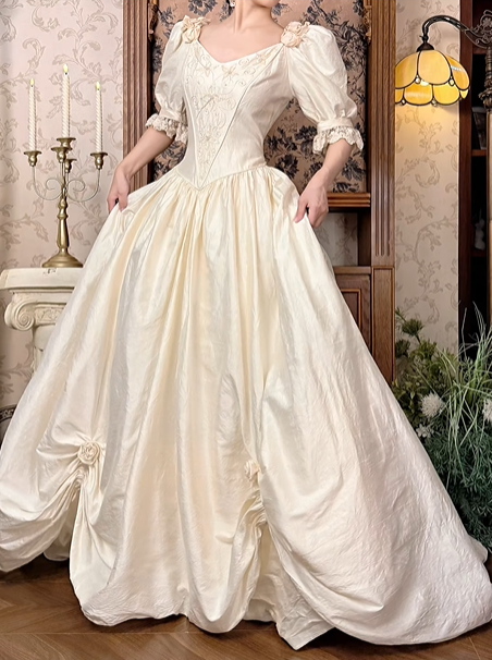 Off‑White Vintage Puff Sleeve Fitted Waist Full Flared Skirt Luxury Prom Gown, Wedding Dress gh8600