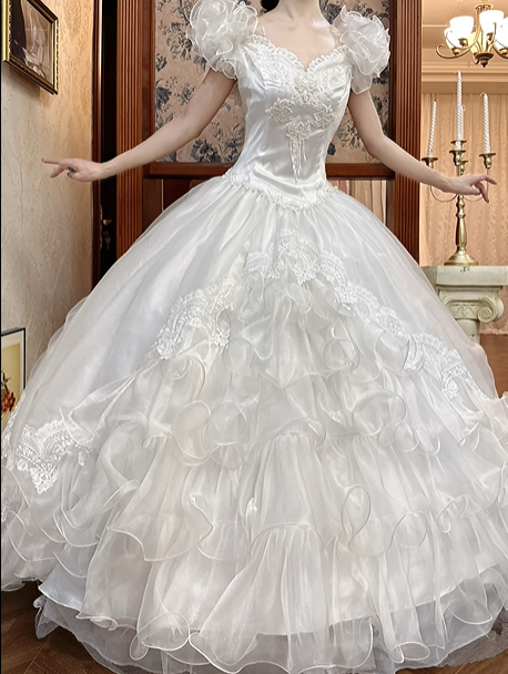 White Vintage Tulle Ball Gown Wedding Prom Dress, V‑Neck Ruffled Puff Sleeves, Lace Beaded Tassel Bodice, Multi‑Layer Curled Ruffle Cake Skirt gh8698