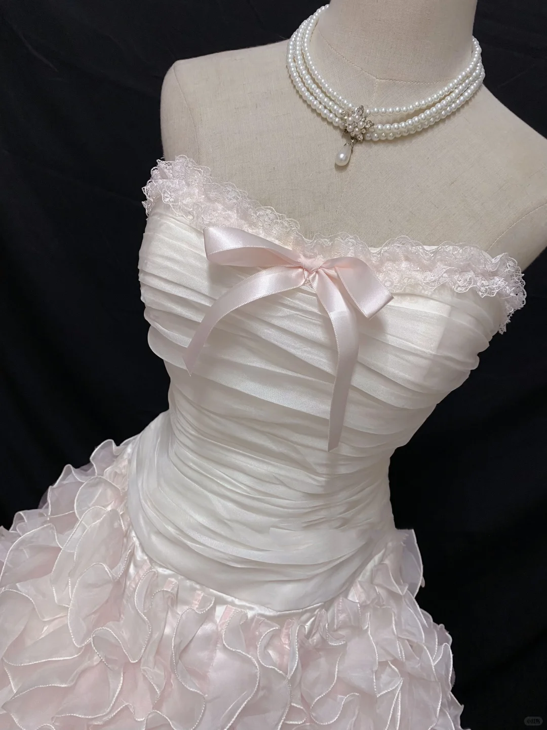 Blush pink strapless lovely long romantic gown with cinched waist and fluffy tiered cake skirt, wedding dress & bridal gown gh8232