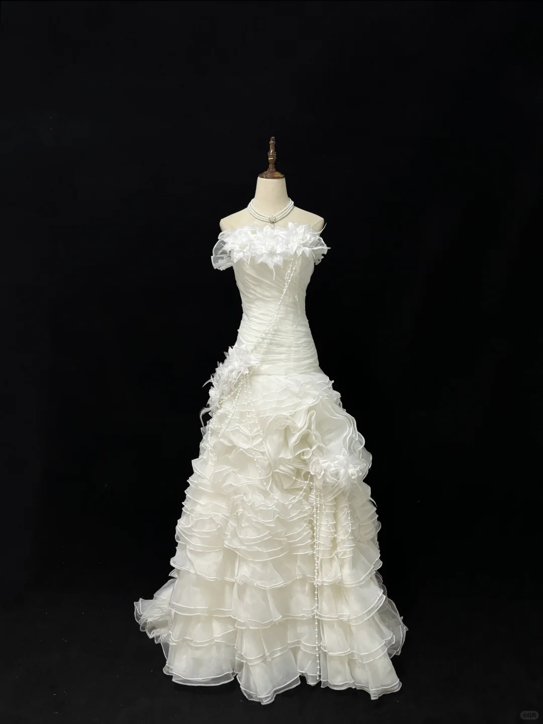 Off-White Strapless 3D Floral Cinched Waist Fitted Tiered Skirt Long Romantic Dress, Wedding Gown gh7968