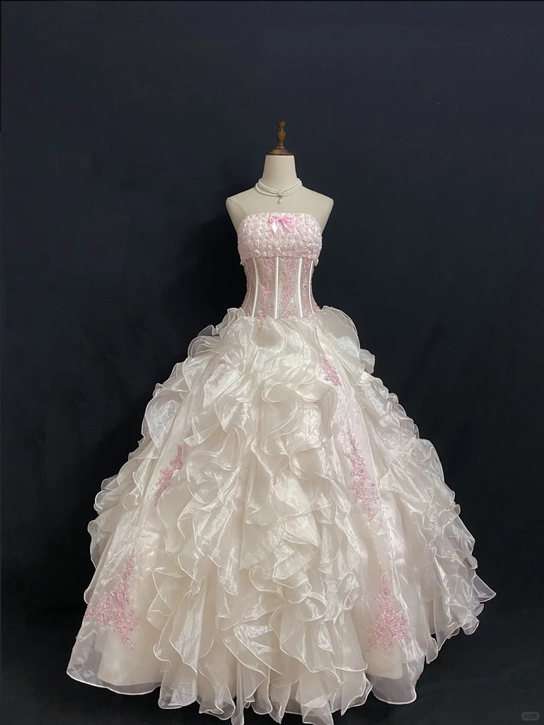 Blush Pink Strapless Romantic Gown, Embroidered Design, Cinched Waist, Vintage Fluffy Tiered Cake Skirt, Wedding Dress & Bridal Gown gh8279