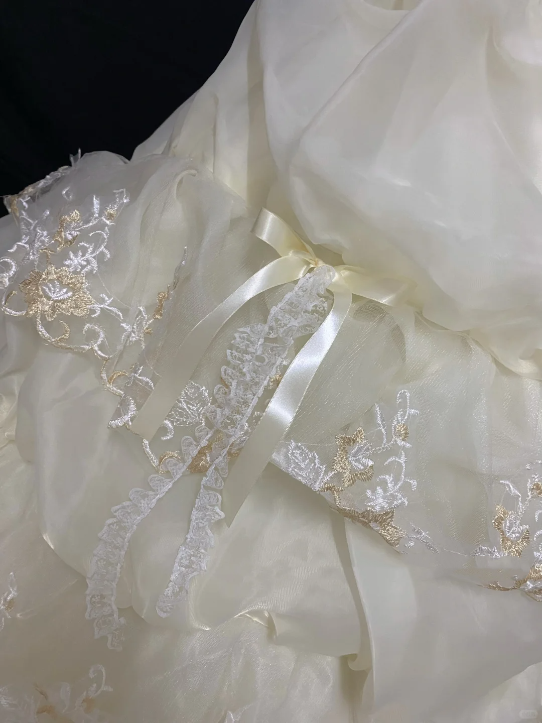 Pale Yellow Strapless Long Romantic Gown, Cinched Waist, Voluminous Princess Skirt, Wedding Dress & Bridal Gown gh8234