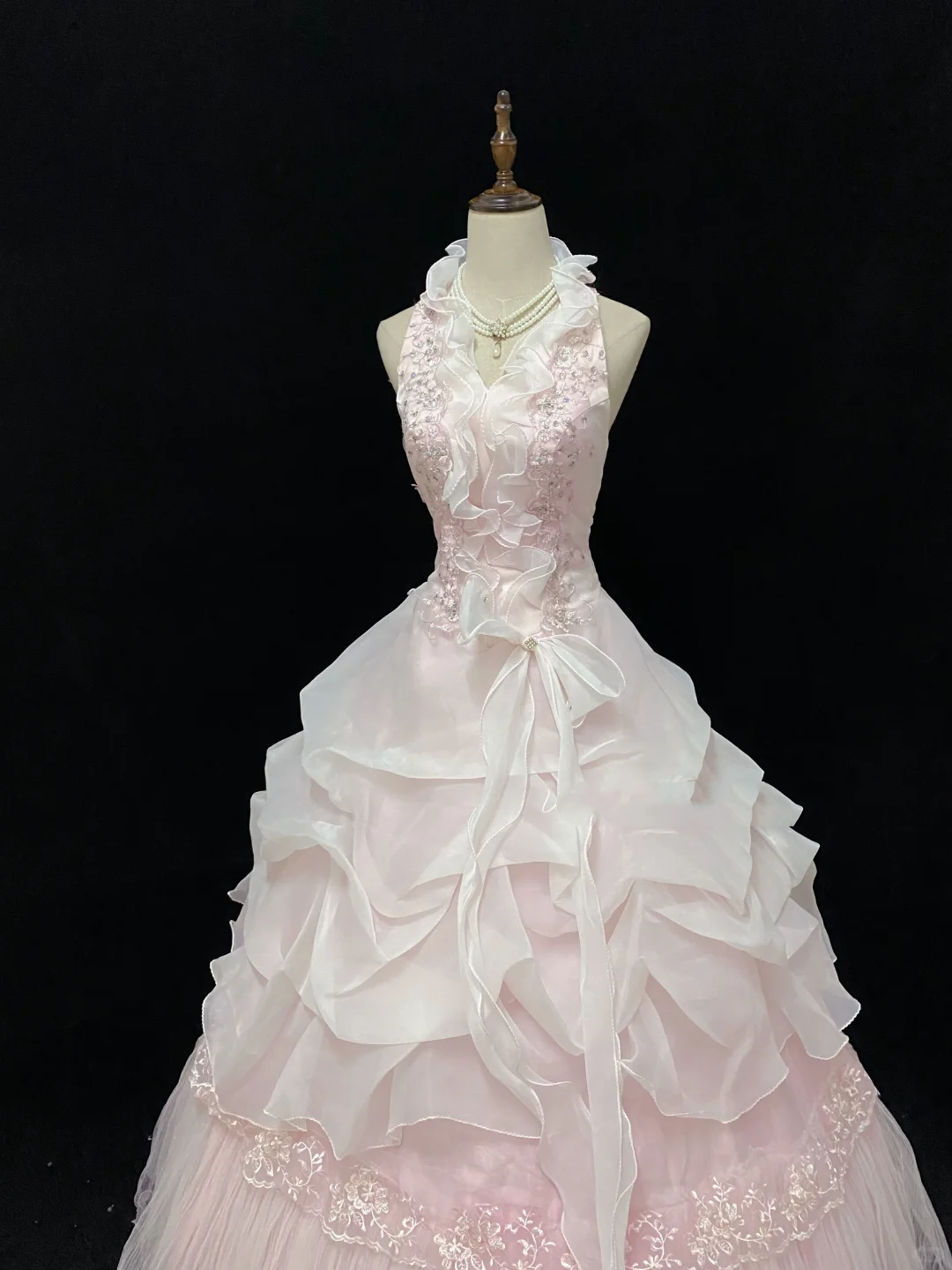 Blush Pink Halter Romantic Bridal Gown, Embroidered, Cinched Waist, Vintage Elegant Voluminous Designer Skirt, Wedding Dress gh8150