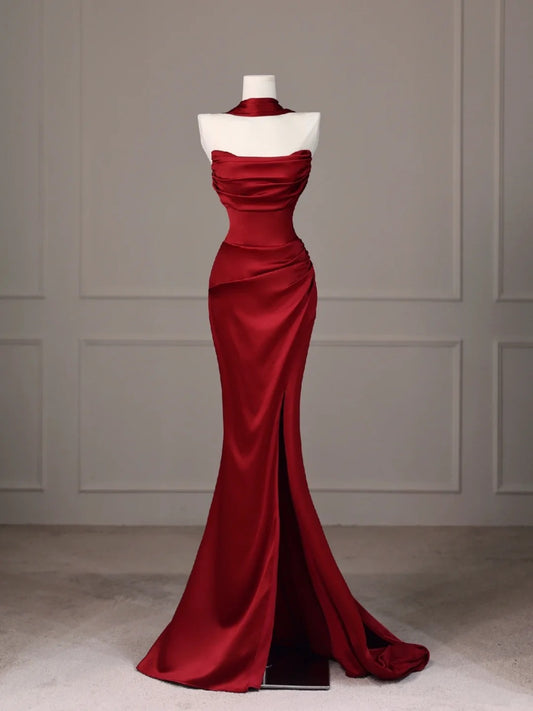 Robe de soirée longue en satin bordeaux à dos nu et queue de poisson gh4546