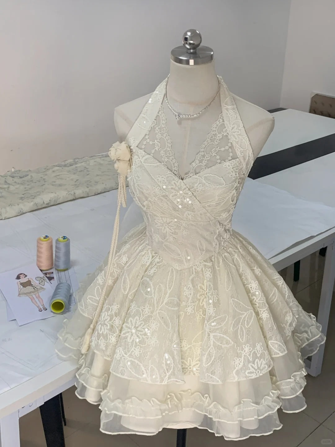 Elfenbeinweiß Süßes Elegantes Nettes Kurzes Spitzen-Chiffon-Heimkehrkleid Ballkleid Abendkleid Partykleid gh4187