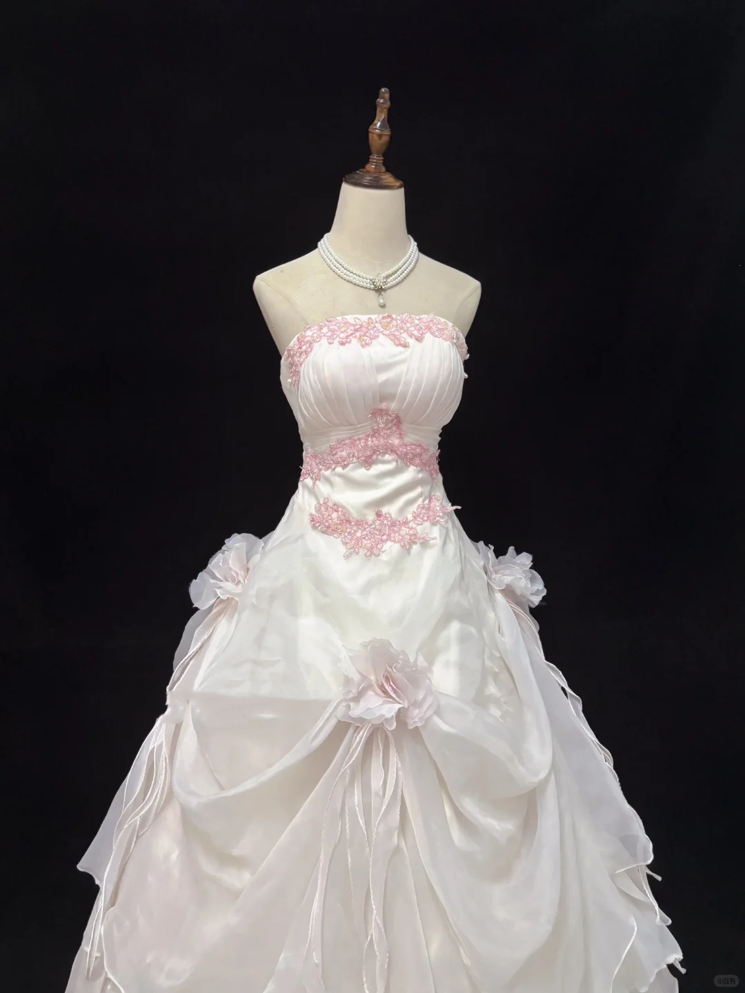Blush Pink Strapless Embroidered Cinched Waist Voluminous Skirt Vintage Romantic Dress, Wedding Gown gh7998