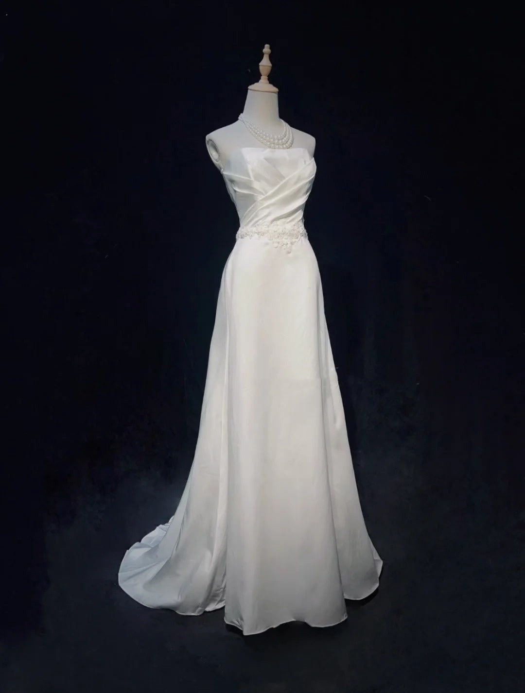 Robe de soirée longue en satin blanc, simple, élégante, discrète, exquise, avec des appliques, longueur au sol, robe de mariée gh3862