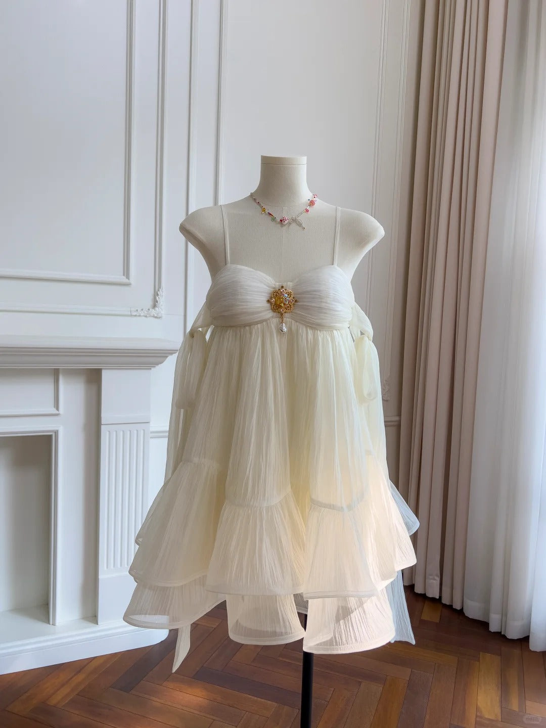 Robe de soirée courte en mousseline de soie fantaisie blanche, tenue de fête en plein air, gh4764