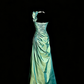 Mintgrünes One-Shoulder-Kleid aus Satin mit Rüschen gh7096