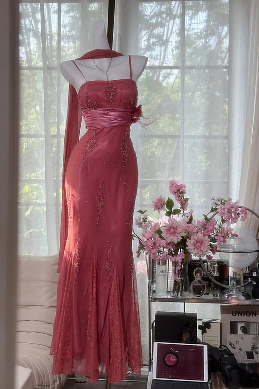 Vintage Rose – Meerjungfrauenkleid mit Perlenbesatz und Schärpe in Altrosa, elegantes Spitzenkleid für festliche Anlässe gh7069