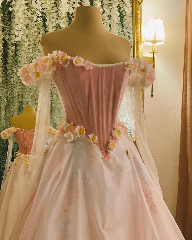 Robe de soirée longue élégante en tulle à épaules dénudées et motif floral rose magnifique et exquis gh3243