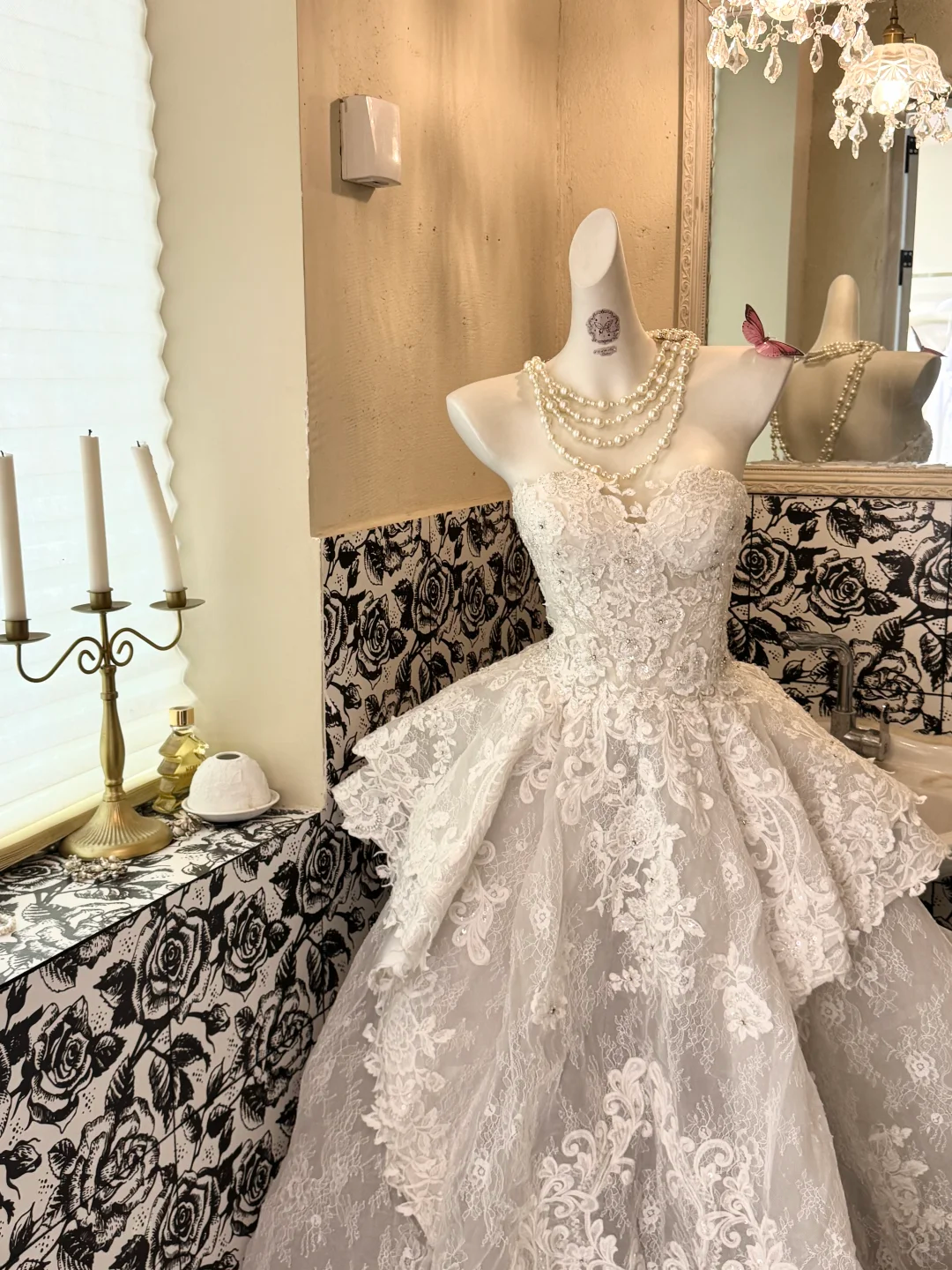 White Strapless Lace Waist-Cinched Full Flared Romantic Dress, Wedding Gown gh7519