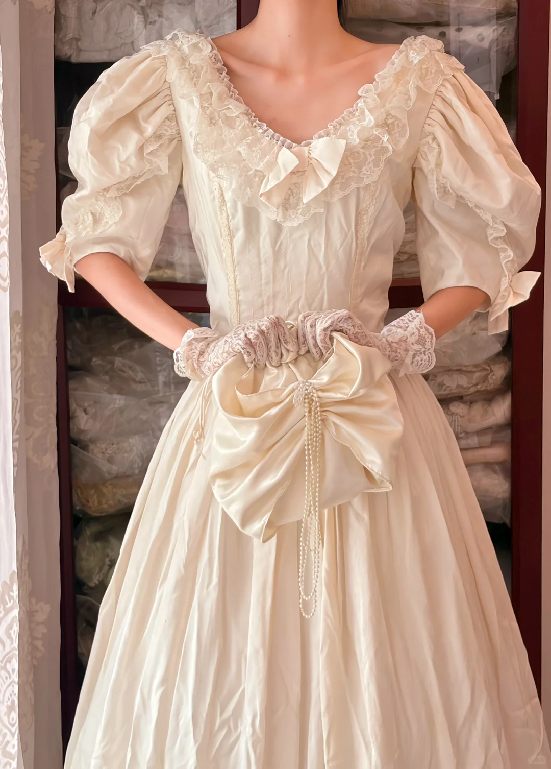 Cream White Vintage Victorian Long Gown, Puff Elbow Sleeve Lace Tiered Ballgown gh9292
